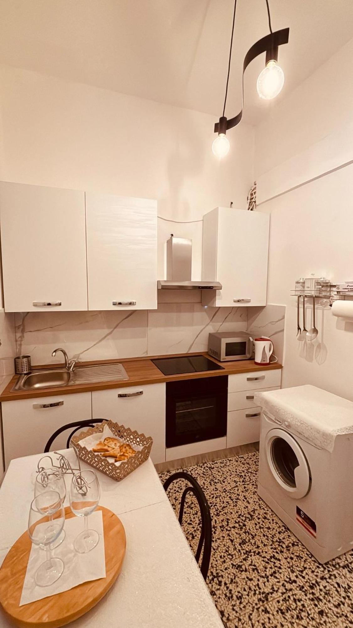 Appartamento Retro-Chic In Λα Σπέτσια Εξωτερικό φωτογραφία